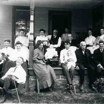 Warner Family in about 1905.