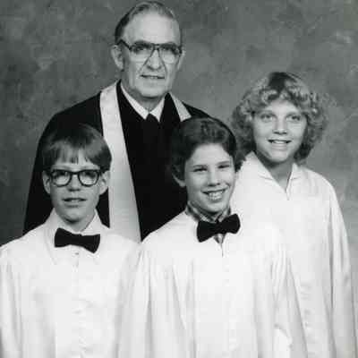 Rev. Kelly with John Ofiara, Kenneth Strome and Tammy Jennings.