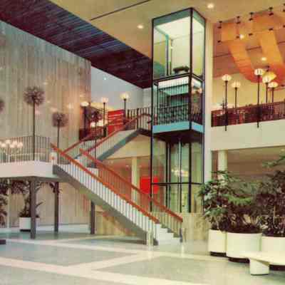 East Court, Westland Mall
