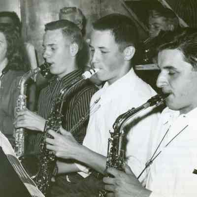 Saxiphone players