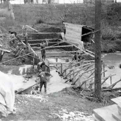 Building the Wayne road Dam across the Rouge 1913