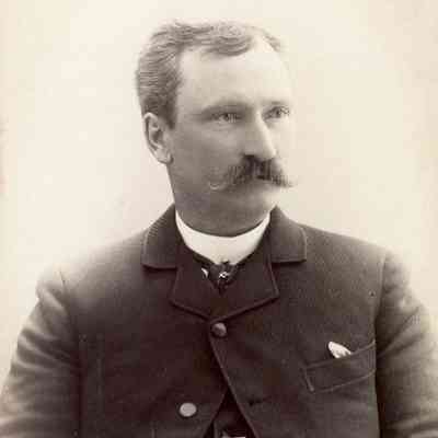 Varnum E. Hill