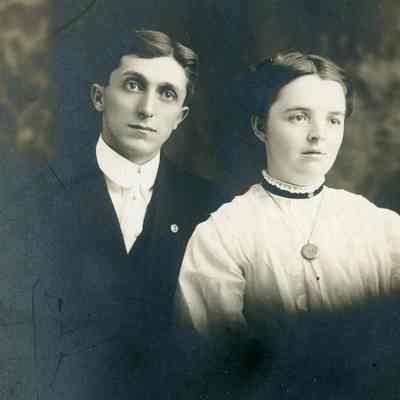 Maurice Bird (B. 4-13-1884, D. July 1947), Vina Butler (B.6-25-1886, D. 1976}.