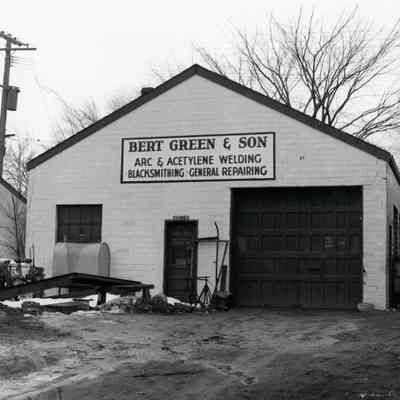 35229 Michigan - Green Blacksmiths