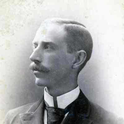 Robert J. Stephens