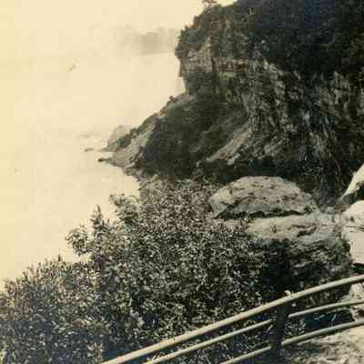 Hisey honeymoon in 1916 to Niagara Falls.