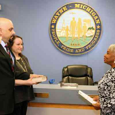 Mayor John Rheasa, Natalie Rheasa