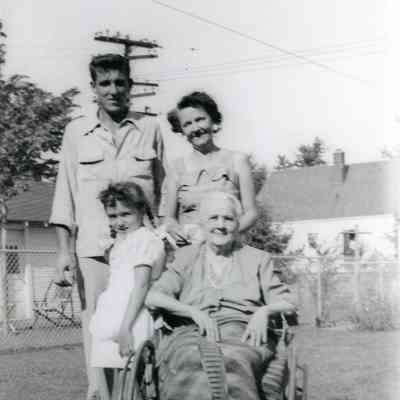 Julia Pettibone is in the wheelchair.