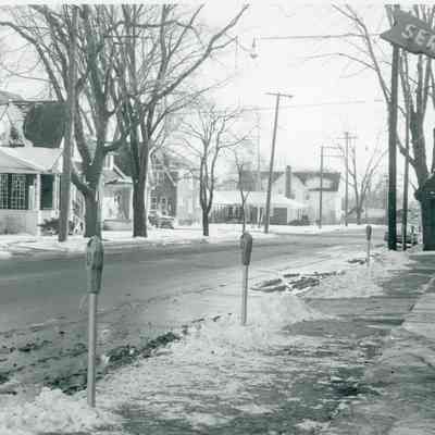 Looking SE down Washington from between Main and Norris