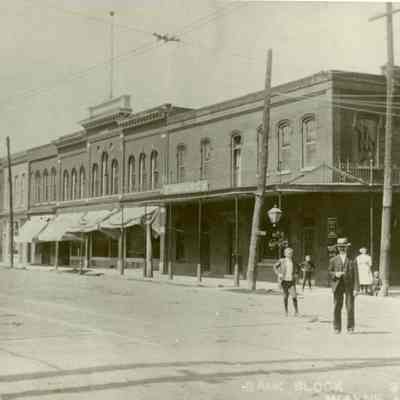 1910