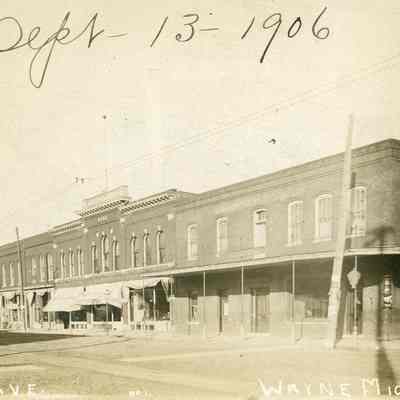 35144-35102 Michigan - Bank Block looking NW