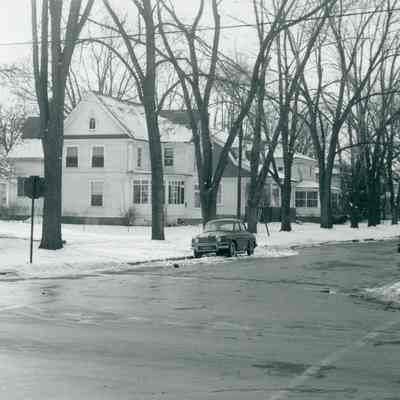 South side of park between Sophia and Elizabeth