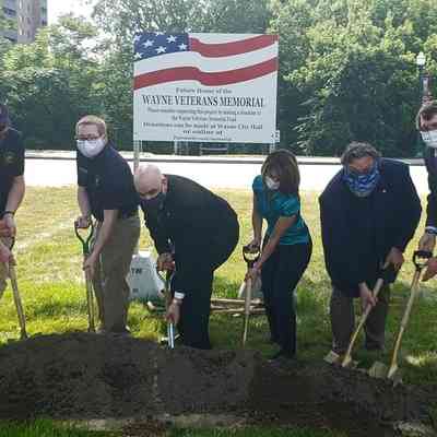 UK, UK, Mayor John Rheasa, Kelly Skiff, Kevin Dowd, Seth McDonald
