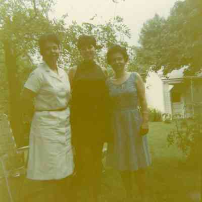 Lekas's side yard at Sophia and Glenwood in the Summer of 1968.