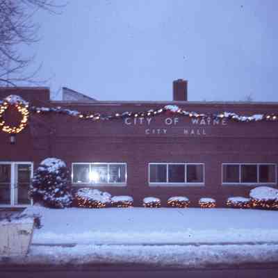 1977