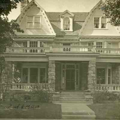 34646 Main - Hosie House