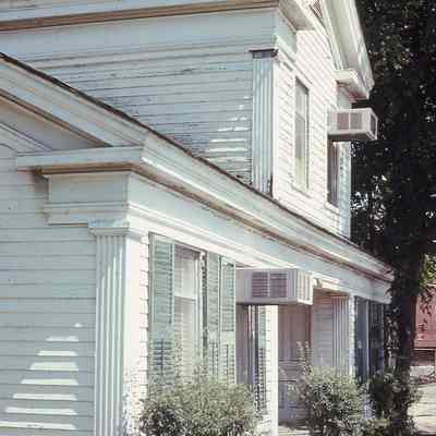Curtis House - Slide