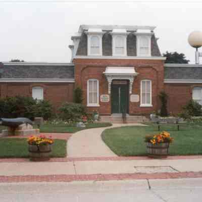 Wayne Historical Museum Exterior