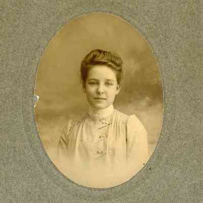 Esther Jones Shannon, Neal's Sister.