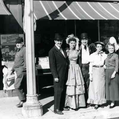 Sidewalk Sales Mulhollands