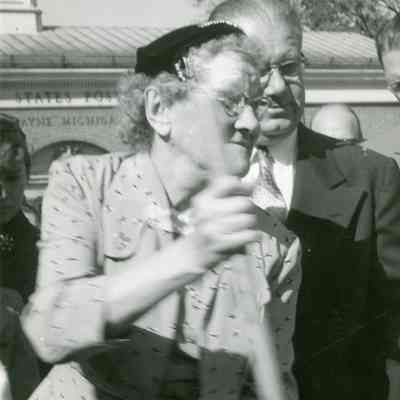 Cady Butler in front, Bishop Reid behind