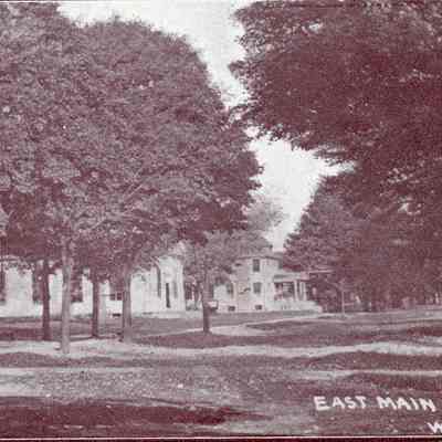 View East down Main from Monroe Street
