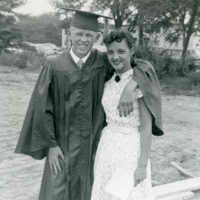 Roy Wade '52' and Barb Apple '54'