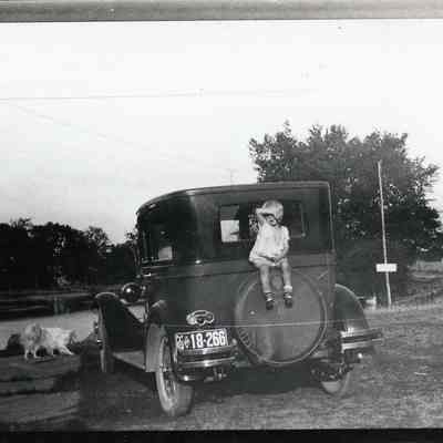 Car parked at Carpenters Lake, 1926
