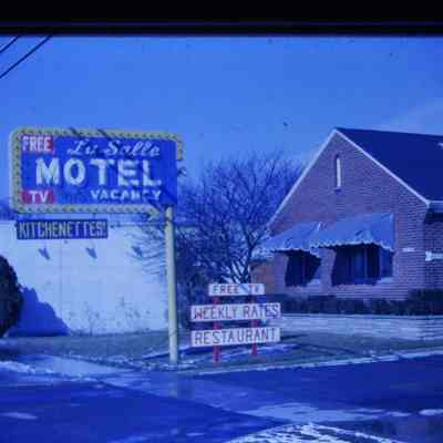 32120 Michigan - LaSalle Motel
