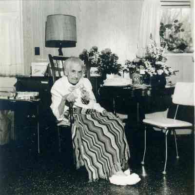 Estelle Bunting at her 100th Birthday on March 9, 1964.