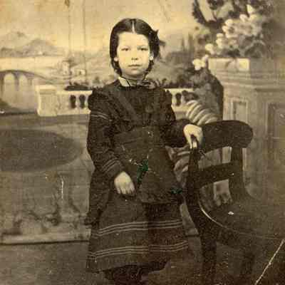 Estelle Bunting at about 6 years of age.
