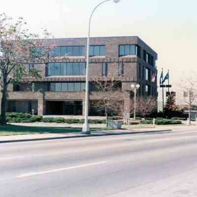 1985