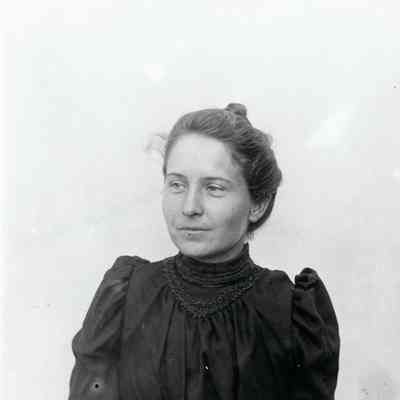 Floy Warner