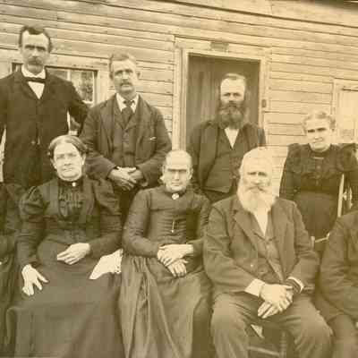 Top L to R; Hiram, Wm, John & Ellis. Bot L to R: Ruth, Jane, Cloey, Amos and Lorenzo.