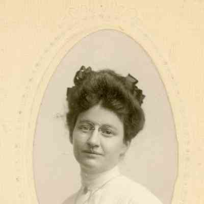 Mary (May) E. Prest on Jan 4, 1904. She was the daughter of Lillian Blodget Prest. Later marring Robert Irwin.
