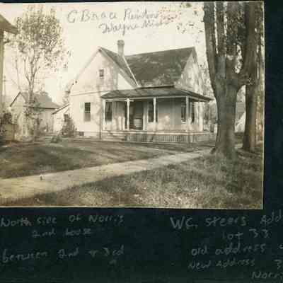 Brace House in Wayne, MI