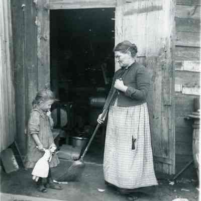 Vernice and Mrs. Crane