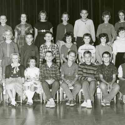 Washington School 6th grade class 1961-62