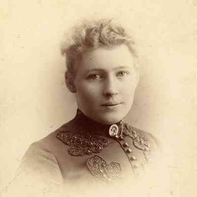 Sara E. Lathers, who was born on Aug 28, 1871 and married Will Heywood.