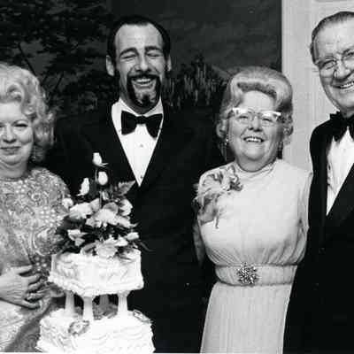 Doris Shafer, Martin Shafer, Mrs. James Glennie or Gile and Mr. James Glennie or Gile. Photo by Lothar E. Konietzko
