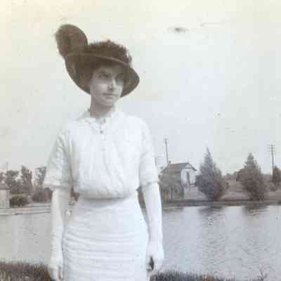 Annabell at Eloise off of Michigan Ave on Aug. 22, 1914.