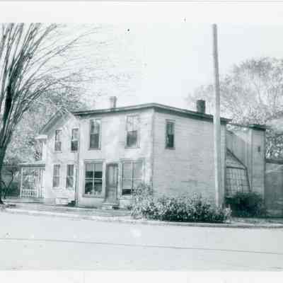 3902 Newberry - Doolittle Photography Studio