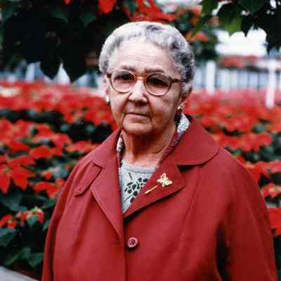 Elsie Raymo on December of 1982.