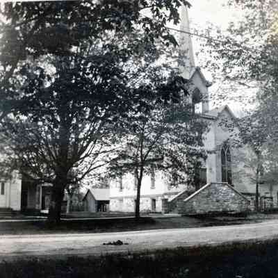 Exterior of Lyons Methodist Church on May of 1917.