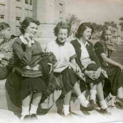 Paul Sobel, Judy Lansczki, Kittyt Hillyard, Sue Pringle and Carol Campbell on Sep. 8, 1953.