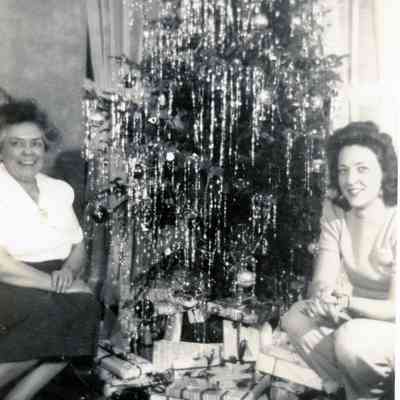Ellen Martin and Shirley Weinchimer on Christmas Eve.