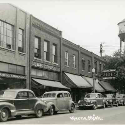 3611 - 3627 Monroe