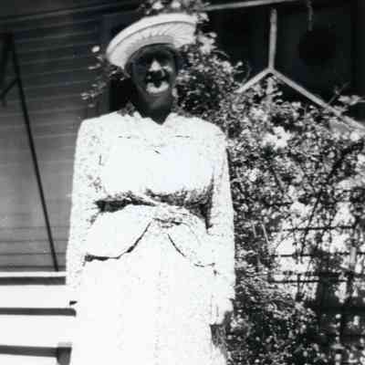 Marion on 07/02/1943.