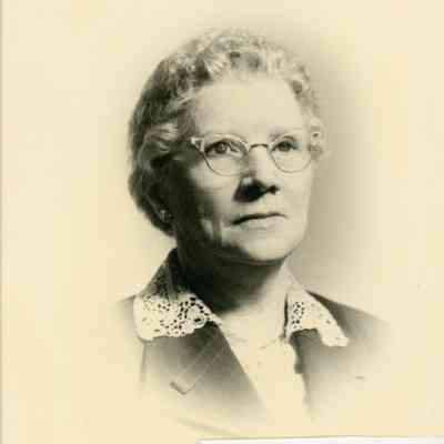 Inez Langworthy of Arche' Club.