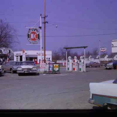 33750 Van Born - Sinclair Gas Station